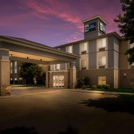 Best Western Coffeyville Central Business District Inn And Suites Екстериор снимка