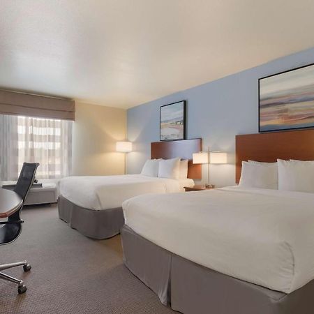 Best Western Coffeyville Central Business District Inn And Suites Екстериор снимка