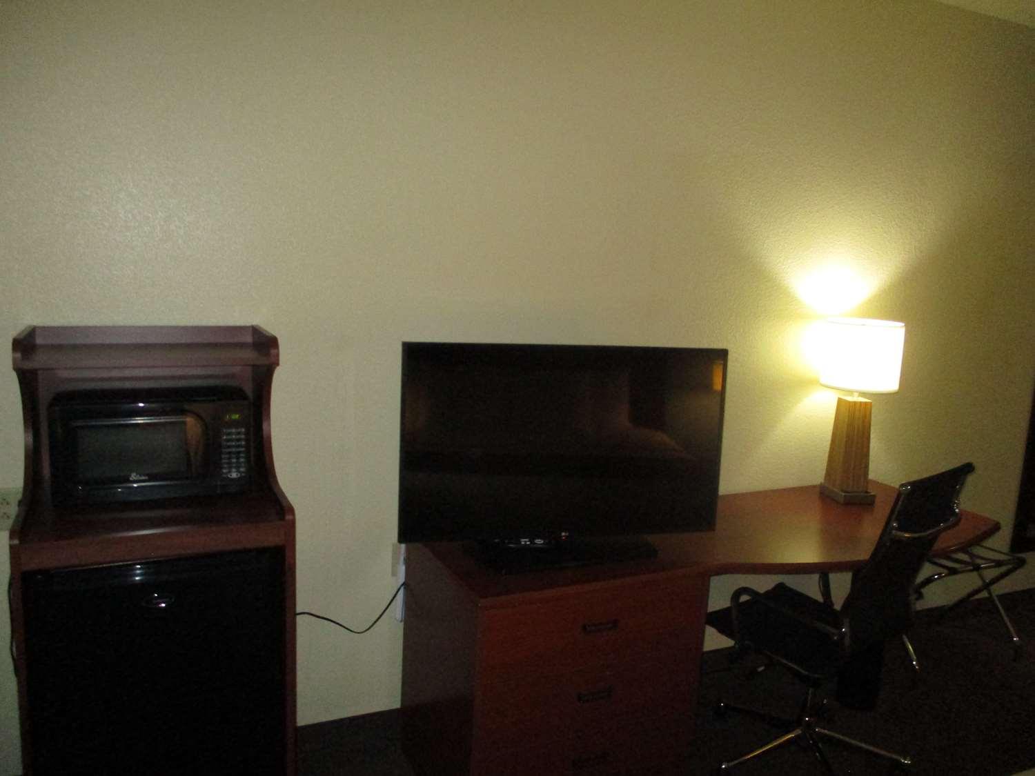 Best Western Coffeyville Central Business District Inn And Suites Екстериор снимка