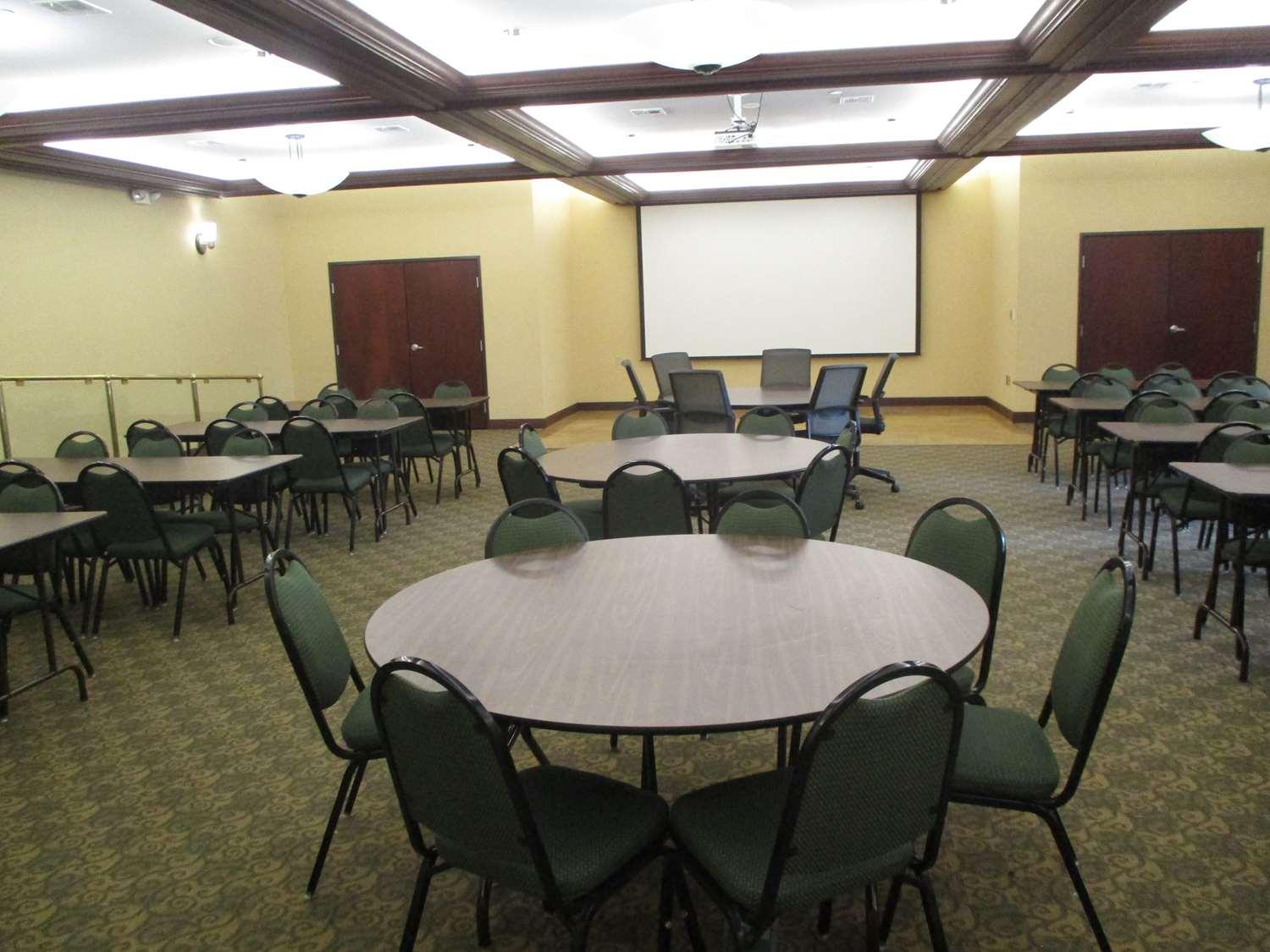 Best Western Coffeyville Central Business District Inn And Suites Екстериор снимка