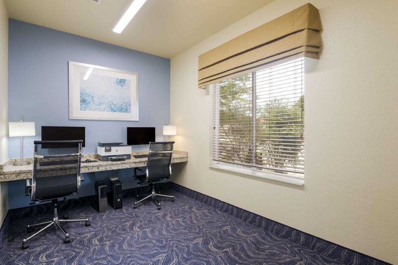 Best Western Coffeyville Central Business District Inn And Suites Екстериор снимка
