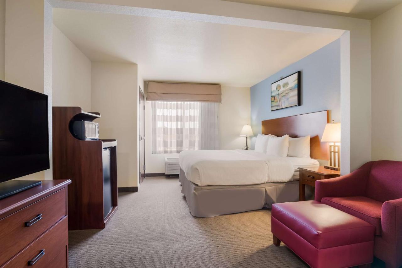 Best Western Coffeyville Central Business District Inn And Suites Екстериор снимка
