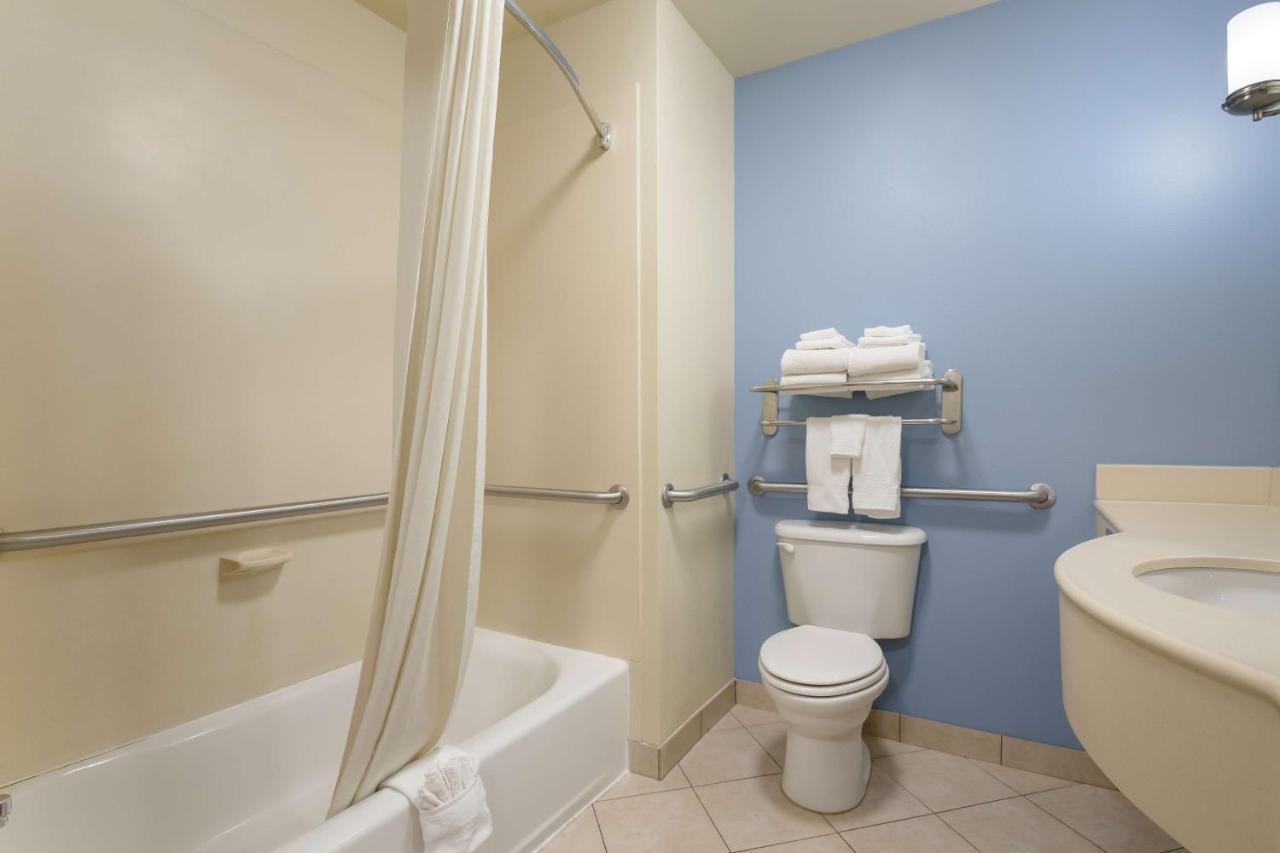 Best Western Coffeyville Central Business District Inn And Suites Екстериор снимка