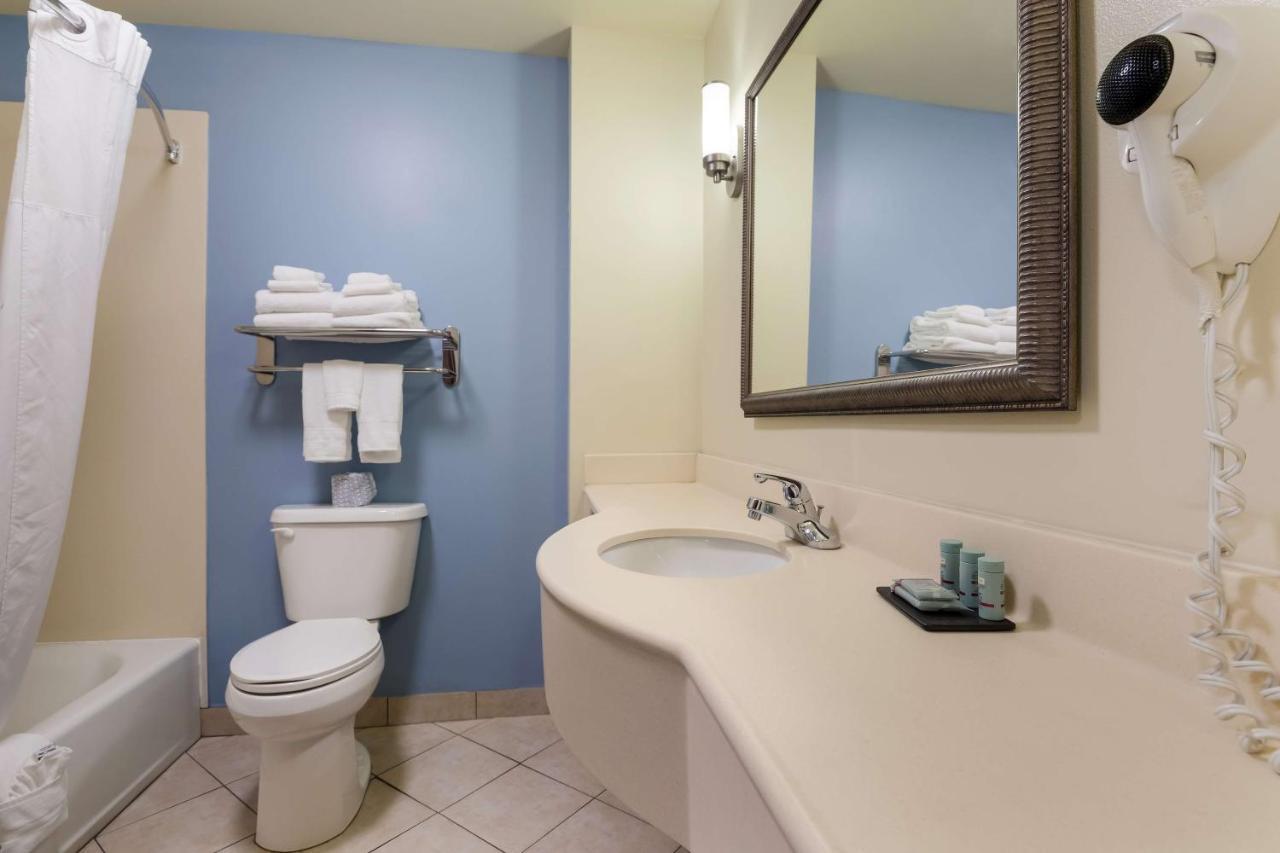 Best Western Coffeyville Central Business District Inn And Suites Екстериор снимка