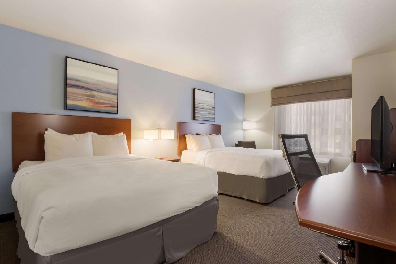 Best Western Coffeyville Central Business District Inn And Suites Екстериор снимка